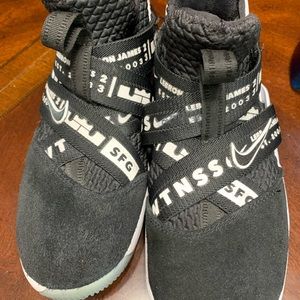 Lebron Soldier 12s Basketball shoe.  Great shape